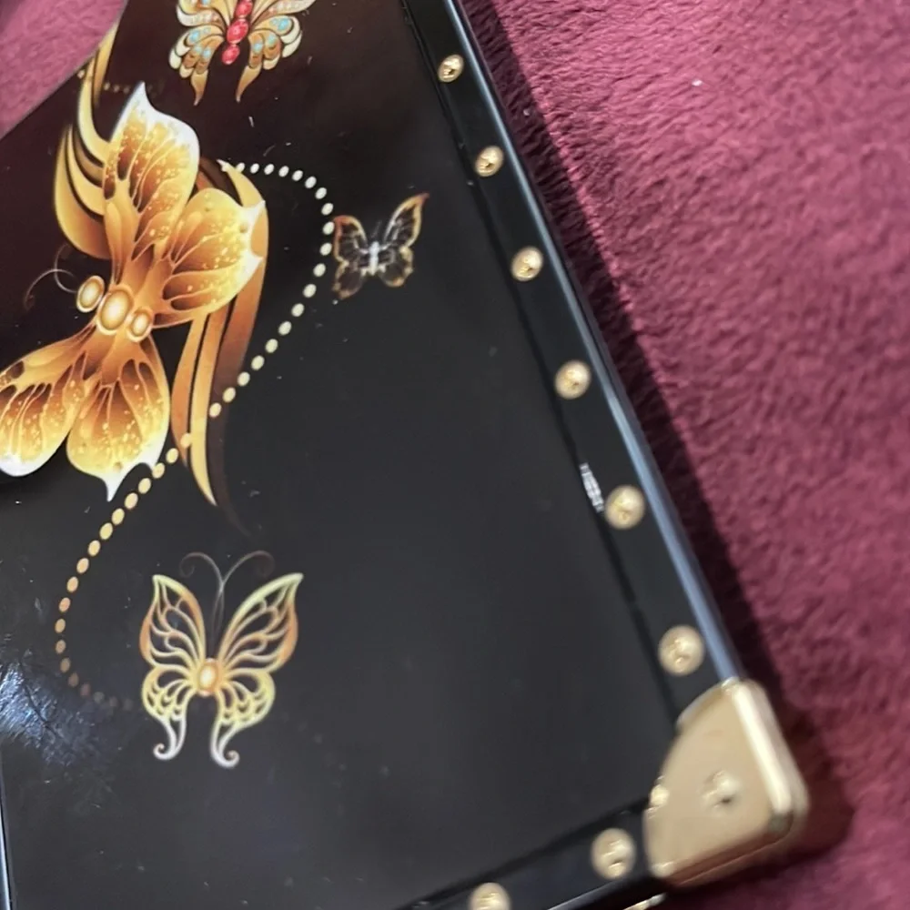 New butterfly phone case for iPhone 13 pro